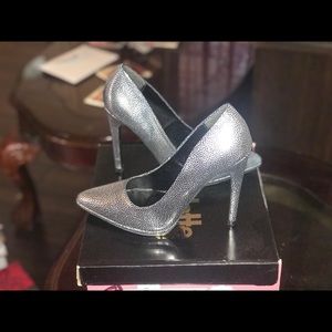 Charlotte Russe cute patterned heel